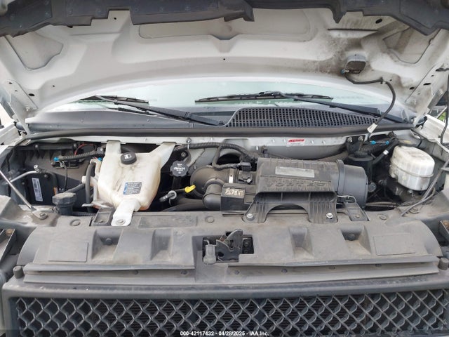 1GAZGPFG3K1158144 Chevrolet Express 3500 Lt
