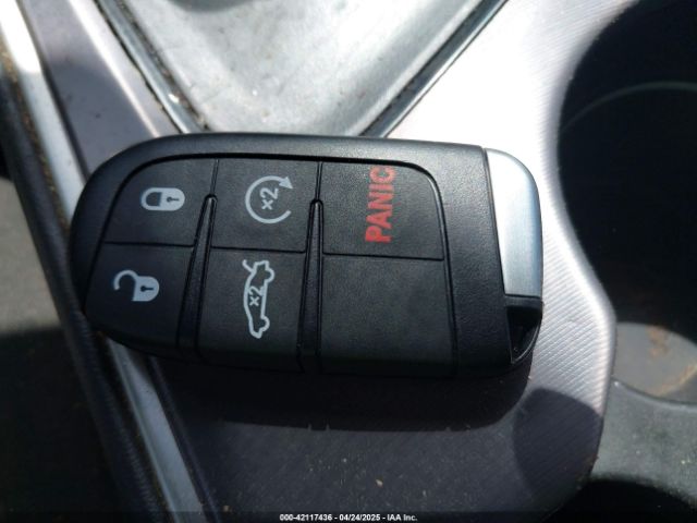 2C3CDZAG4KH549107 Dodge Challenger Sxt