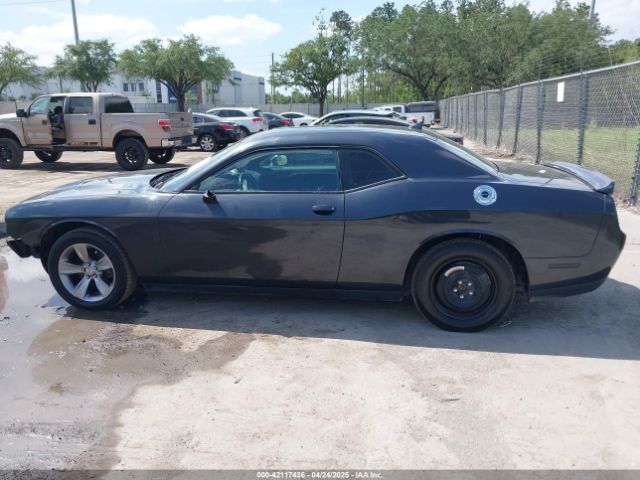 2C3CDZAG4KH549107 Dodge Challenger Sxt