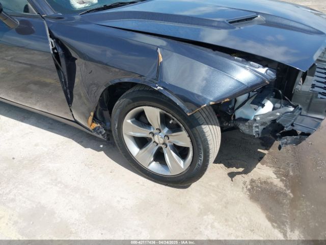 2C3CDZAG4KH549107 Dodge Challenger Sxt