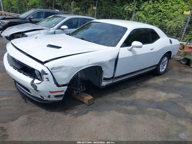 2C3CDZAG1HH640649 Dodge Challenger Sxt
