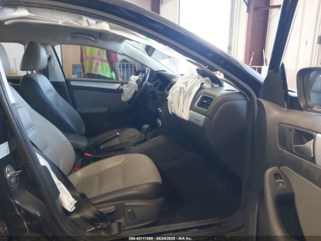 3VW637AJ2EM212692 Volkswagen Jetta Hybrid Sel Premium