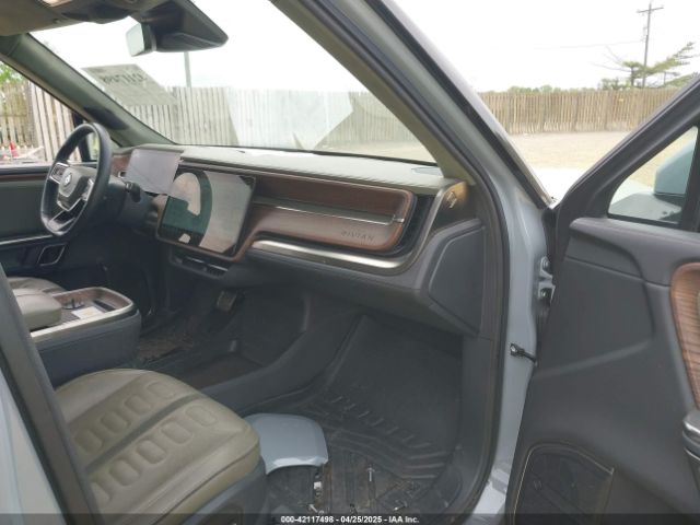2023 RIVIAN R1T 7FCTGBAA6PN028520 Photo 4