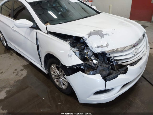 5NPEB4AC6EH907345 Hyundai SONATA GLS