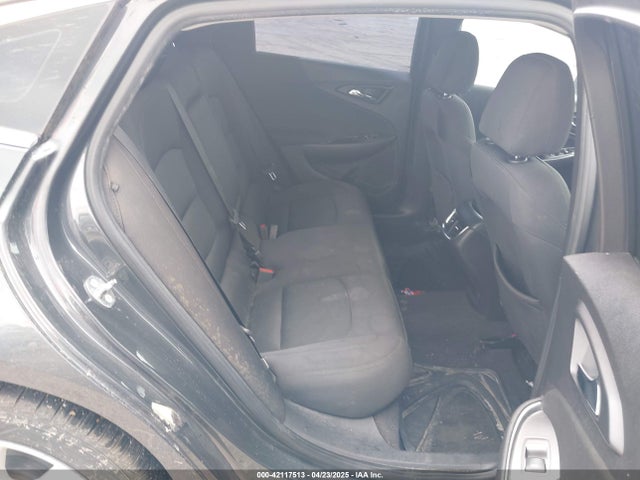 1G1ZE5ST1HF185089 Chevrolet MALIBU 1LT