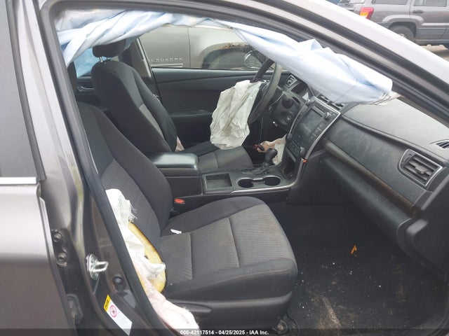 4T4BF1FK3GR574702 Toyota CAMRY LE