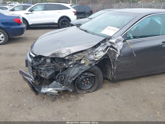 4T4BF1FK3GR574702 Toyota CAMRY LE