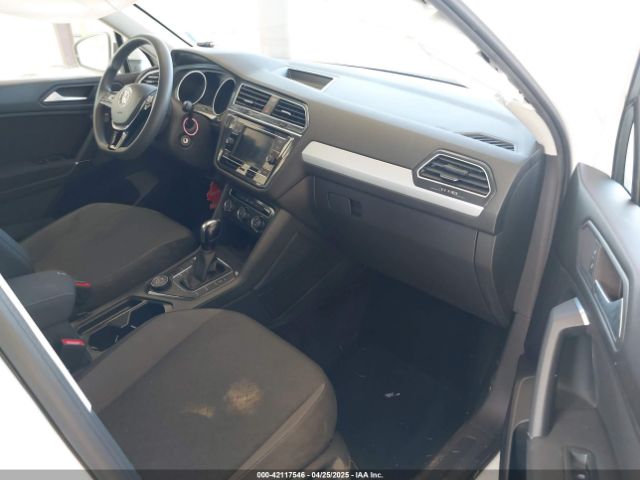 3VV0B7AX0LM107034 Volkswagen Tiguan 2.0t S
