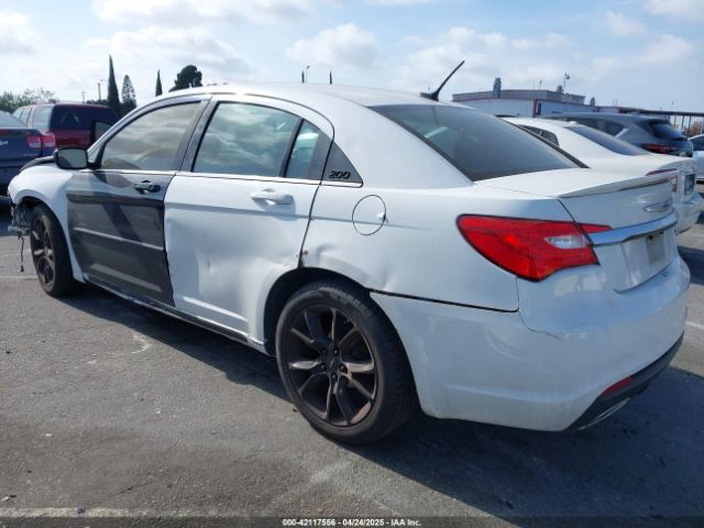 2013 CHRYSLER 200 1C3CCBCG8DN751644 Photo 2
