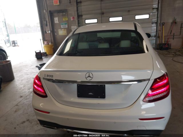 WDDZF4JB5JA331431 Mercedes-Benz E 300