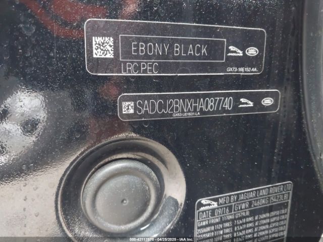 2017 JAGUAR F-PACE SADCJ2BNXHA087740 Photo 8