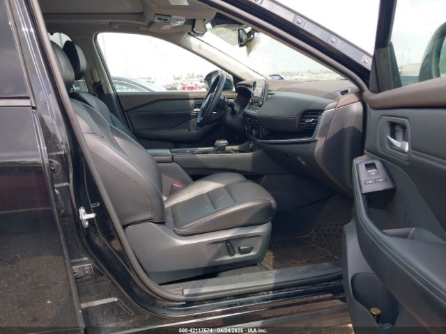 5N1BT3CA3PC825654 Nissan Rogue Sl Fwd