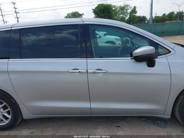 Chrysler Voyager Lx 2023 2C4RC1CG7PR549935 Image 13