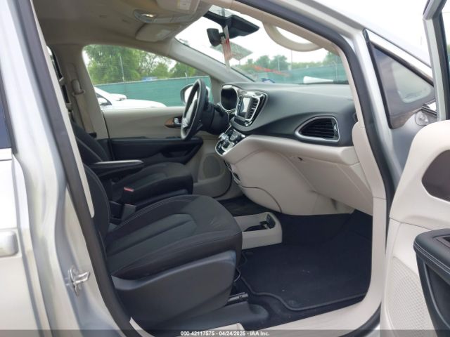 2023 CHRYSLER VOYAGER 2C4RC1CG7PR549935 Photo 4