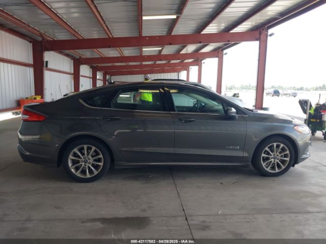 3FA6P0LU5HR374206 Ford Fusion Hybrid Se