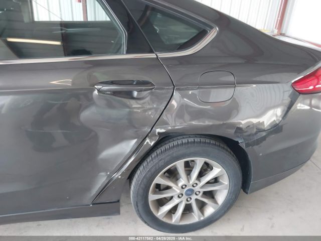 3FA6P0LU5HR374206 Ford Fusion Hybrid Se