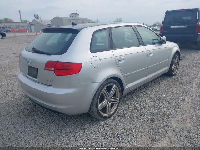 2011 AUDI A3 WAUKJAFM0BA010236 Photo 3