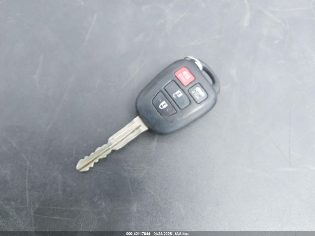 4T1BF1FK9HU352693 Toyota CAMRY SE