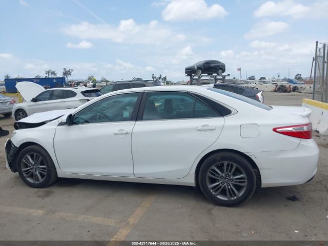 4T1BF1FK9HU352693 Toyota CAMRY SE