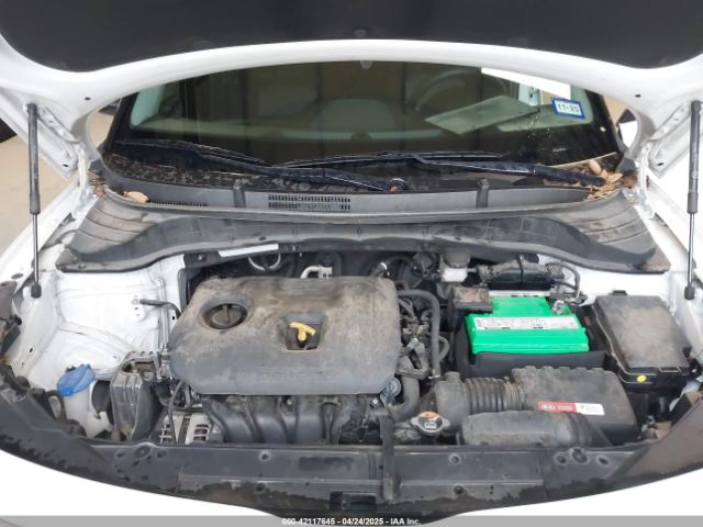 KNDJ23AU5N7168202 KIA SOUL LX