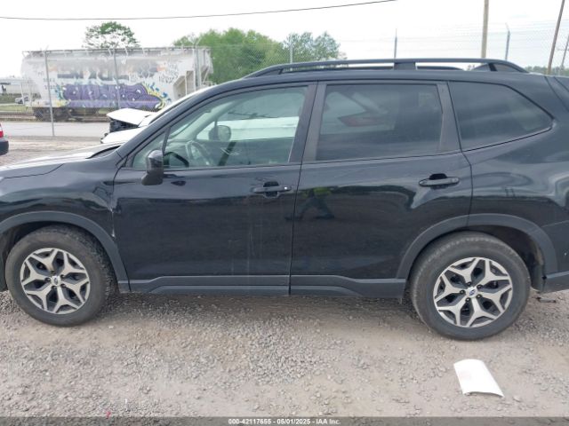 JF2SKAEC6KH509995 Subaru Forester Premium