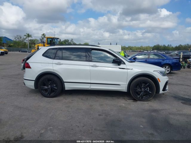 3VVCB7AX6RM093792 Volkswagen Tiguan 2.0t Se R-line Black