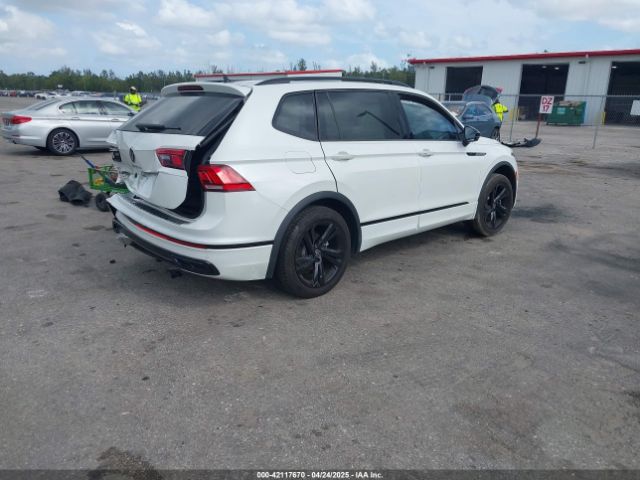 3VVCB7AX6RM093792 Volkswagen Tiguan 2.0t Se R-line Black
