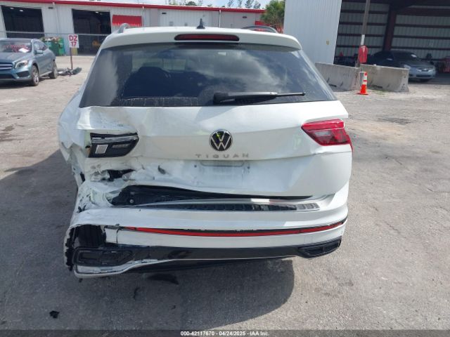 3VVCB7AX6RM093792 Volkswagen Tiguan 2.0t Se R-line Black
