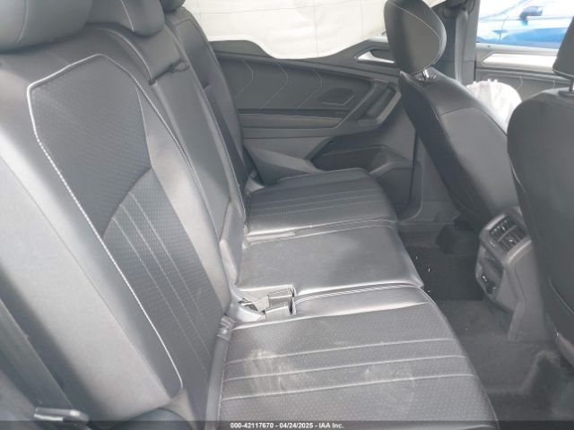 3VVCB7AX6RM093792 Volkswagen Tiguan 2.0t Se R-line Black