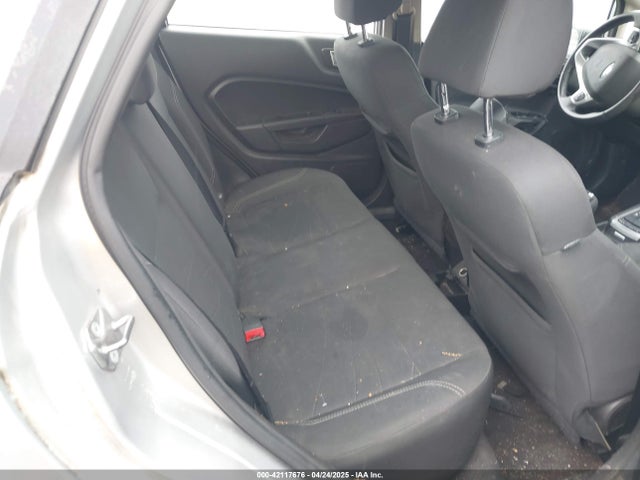 3FADP4BJ4FM204354 Ford FIESTA SE