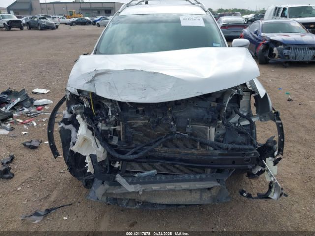 KNMAT2MV5JP574521 Nissan ROGUE SV