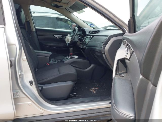 KNMAT2MV5JP574521 Nissan ROGUE SV