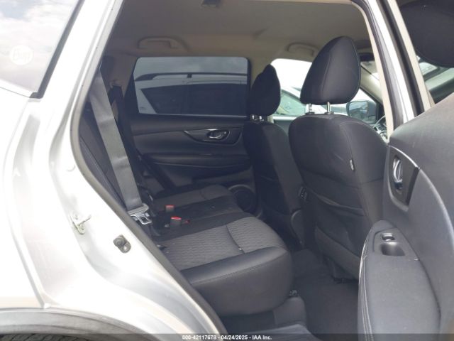 KNMAT2MV5JP574521 Nissan ROGUE SV