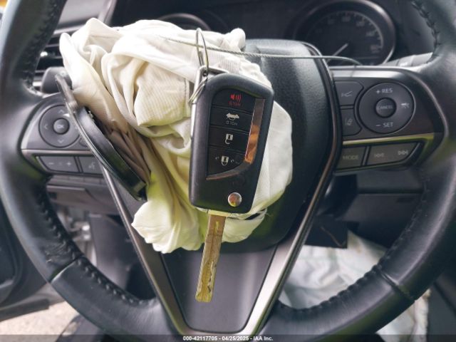 4T1G11AK2MU465990 Toyota CAMRY SE