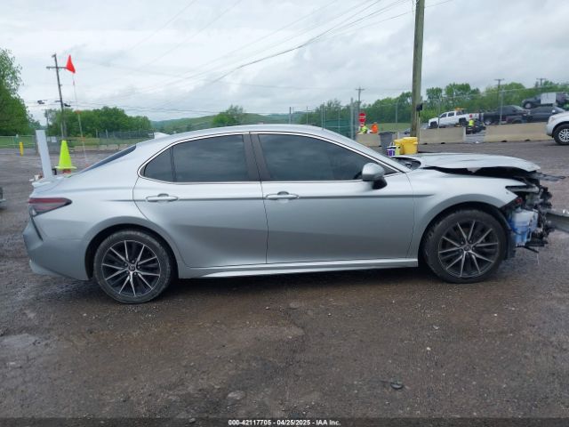 4T1G11AK2MU465990 Toyota CAMRY SE