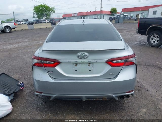 4T1G11AK2MU465990 Toyota CAMRY SE
