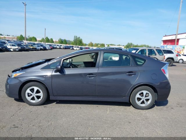 JTDKN3DU5F0403361 Toyota Prius Three