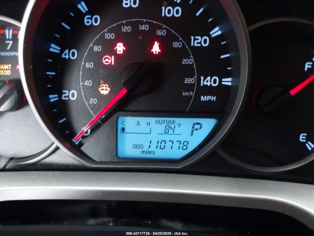 JTMBFREV5GJ076639 Toyota RAV4 LE