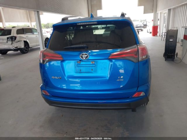 JTMBFREV5GJ076639 Toyota RAV4 LE