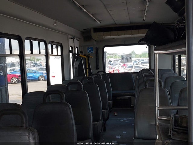 2013 Ic Corporation 3000 Ac მანქანა იყიდება აუქციონზე, vin: 5WEXWSKK2DH170680, აუქციონის ნომერი: 42117755