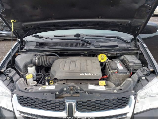 2C4RDGCG4JR239541 Dodge Grand Caravan Sxt