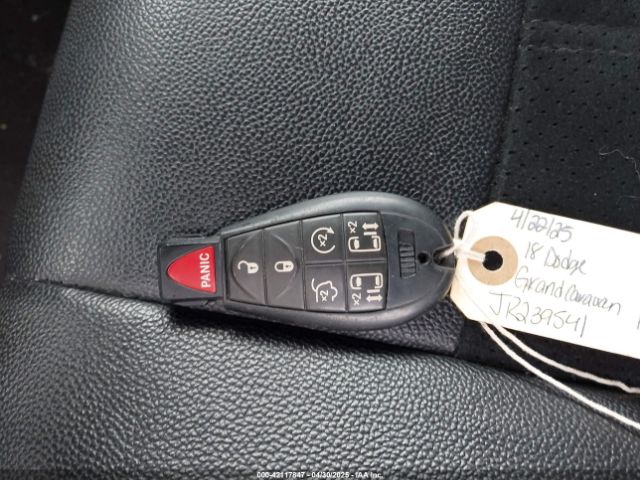 2C4RDGCG4JR239541 Dodge Grand Caravan Sxt