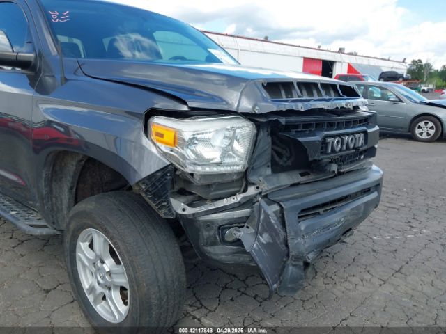 5TFHY5F16GX519385 Toyota Tundra Limited 5.7l V8