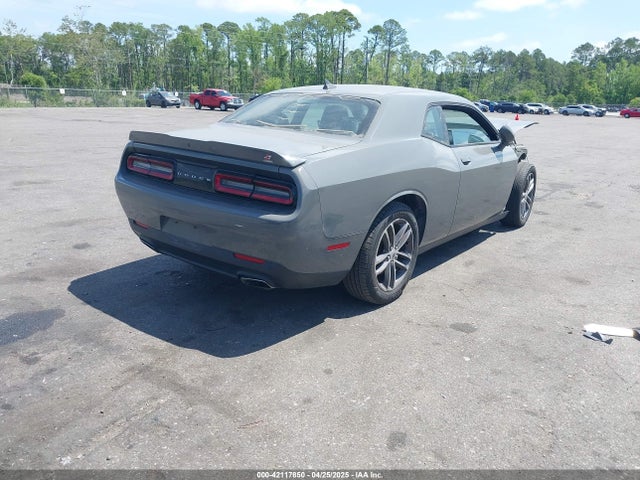 2C3CDZGG5JH205324 Dodge Challenger Gt Awd