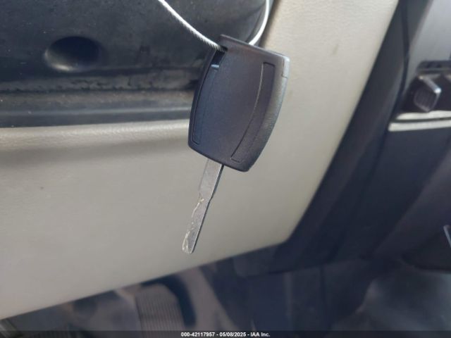 1FTEW1C89FKE65742 Ford F-150 Xl