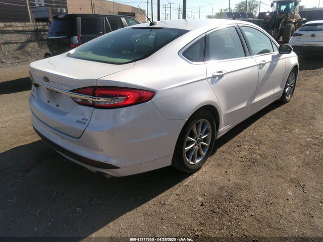3FA6P0HD9HR350936 Ford FUSION SE