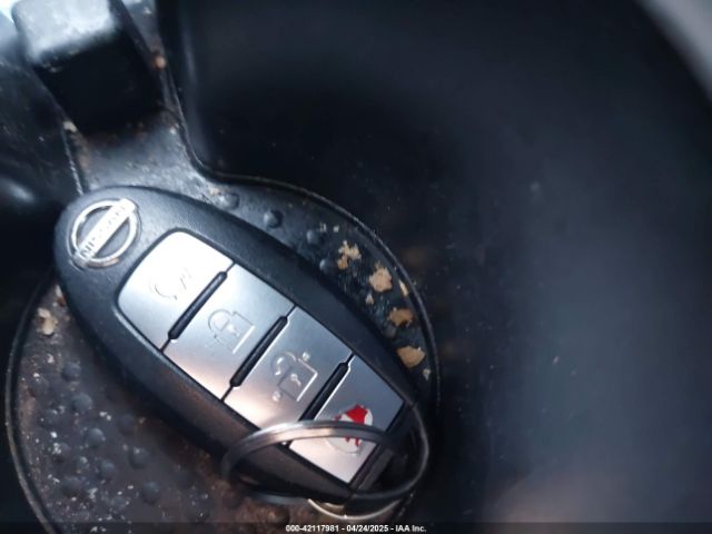 5N1DR2MM6JC631170 Nissan Pathfinder Sv