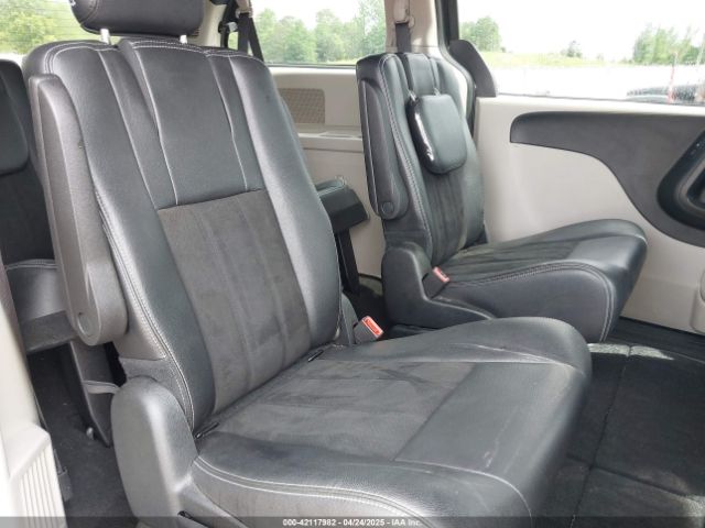 2C4RDGCG9KR518114 Dodge Grand Caravan Sxt