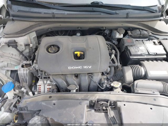 5NPD84LF6HH074247 Hyundai ELANTRA SE