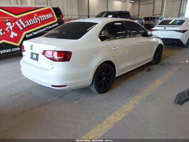2017 VOLKSWAGEN JETTA 3VW2B7AJXHM296816 Photo 3